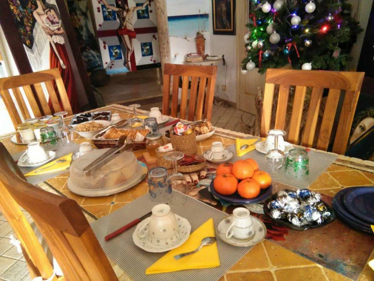 Casa D' Artista B&B Оциери Екстериор снимка