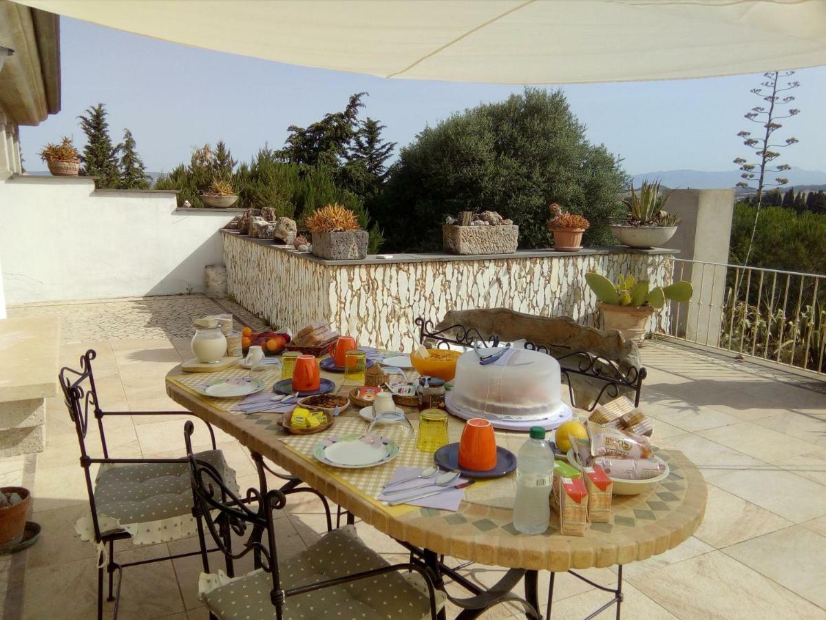 Casa D' Artista B&B Оциери Екстериор снимка